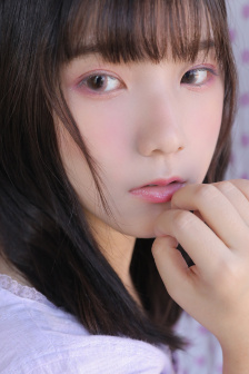 不扣钮的女孩 电影